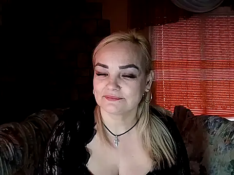 Snapshot of AureliaLove35 chatting on 02-18-26, 07:59 AureliaLove35 online show from 02-18-26, 07:59