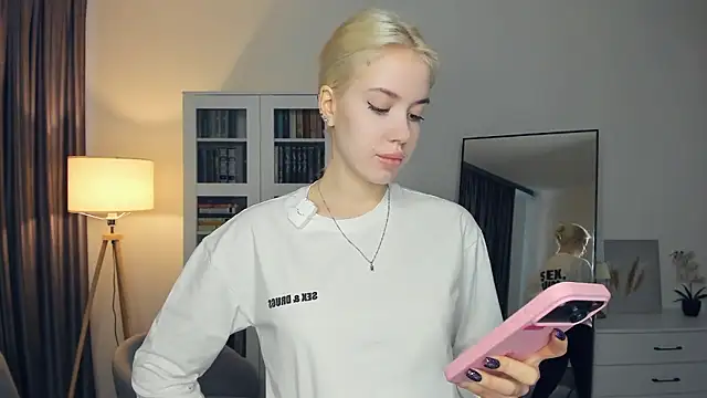 beauty cutiepie online show from 01-10-26, 07:54