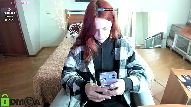 Lily Viola online show from 03-30-26, 07:31