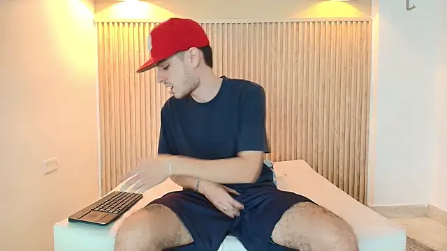 Snapshot of IM_BULL chatting on 01-06-26, 01:26 IM BULL online show from 01-06-26, 01:26