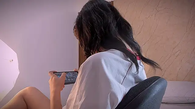 diana santy online show from 04-04-26, 06:16