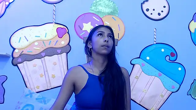 Snapshot of skinnysexzara18 chatting on 02-21-26, 02:45 skinnysexzara18 online show from 02-21-26, 02:45