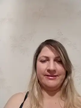 Stephania77727 online show from 01-09-26, 05:37