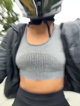 TaylorrHill online show from 03-12-26, 07:31