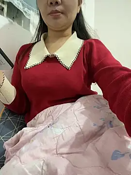 Snapshot of Avelyn-n chatting on 02-03-26, 12:42 Avelyn-n online show from 02-03-26, 12:42