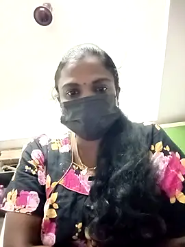 Snapshot of Tamil_Maha69 chatting on 02-05-26, 05:28 Tamil Maha69 online show from 02-05-26, 05:28