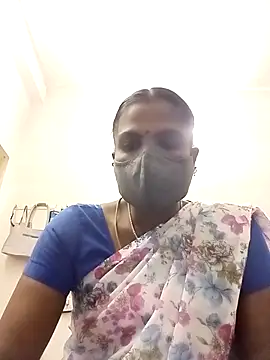 Snapshot of Tamil_Maha69 chatting on 02-13-26, 05:42 Tamil Maha69 online show from 02-13-26, 05:42