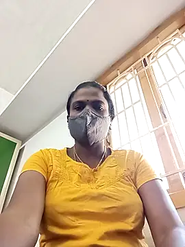 Snapshot of Tamil_Maha69 chatting on 02-19-26, 02:40 Tamil Maha69 online show from 02-19-26, 02:40