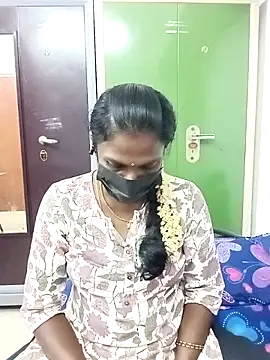 Snapshot of Tamil_Maha69 chatting on 02-26-26, 03:44 Tamil Maha69 online show from 02-26-26, 03:44