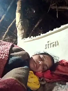 Snapshot of Manvi_hote chatting on 01-12-26, 12:49 Manvi hote online show from 01-12-26, 12:49