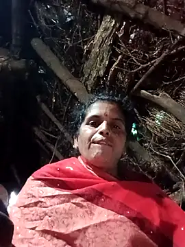 Snapshot of Manvi_hote chatting on 01-15-26, 01:43 Manvi hote online show from 01-15-26, 01:43