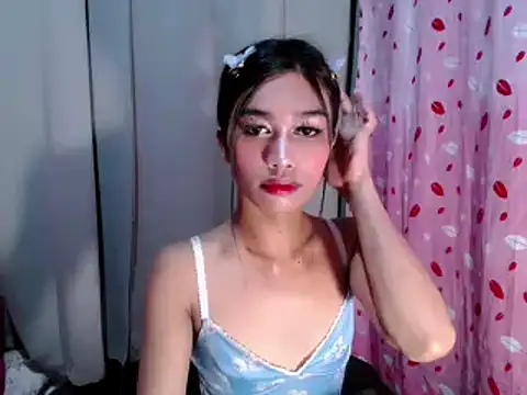 Snapshot of Goddess_katrina26 chatting on 01-13-26, 01:27 Goddess katrina26 online show from 01-13-26, 01:27
