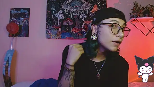 Snapshot of lovely_mathew chatting on 01-10-26, 09:30 lovely mathew online show from 01-10-26, 09:30