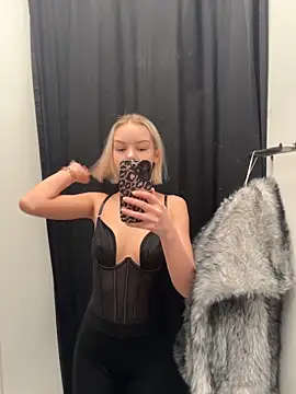 AshleyMur online show from 02-14-26, 03:25