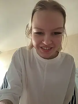 AshleyMur online show from 04-17-26, 05:54