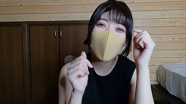 Snapshot of minami_room chatting on 07-01-26, 02:40 minami room online show from 07-01-26, 02:40
