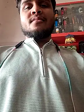 RaiStarrrr0-9 online show from 01-10-26, 06:48