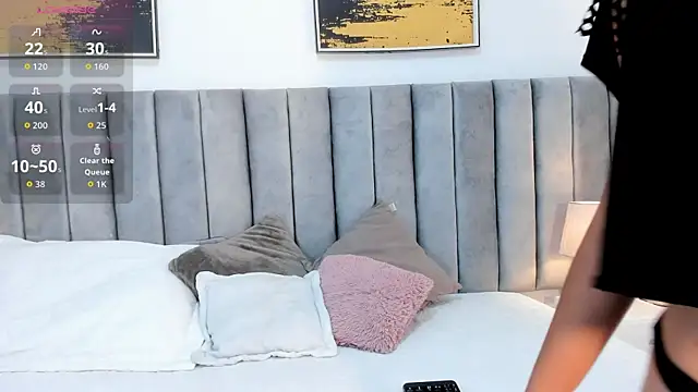 Snapshot of _Tariq chatting on 01-07-26, 12:18 Tariq online show from 01-07-26, 12:18