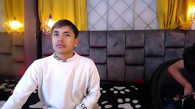 Snapshot of Maik_Russo chatting on 02-10-26, 11:14 Maik Russo online show from 02-10-26, 11:14