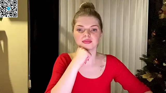 Snapshot of Sweet_Sinn_ chatting on 01-15-26, 10:24 Sweet Sinn online show from 01-15-26, 10:24