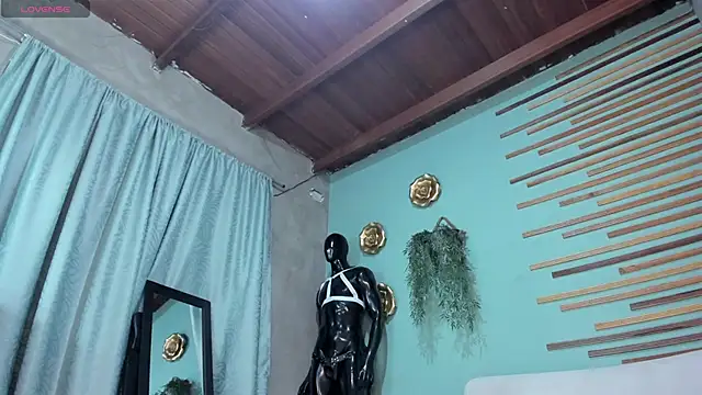 Jade oz  online show from 01-10-26, 01:51