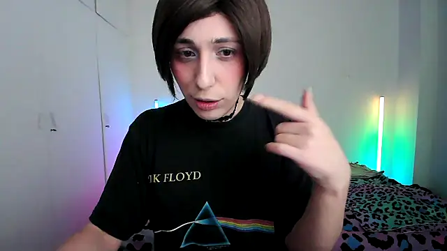 Snapshot of HoneyValentine chatting on 02-12-26, 09:54 HoneyValentine online show from 02-12-26, 09:54