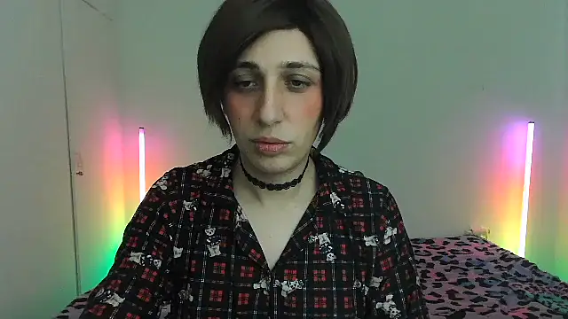 Snapshot of HoneyValentine chatting on 02-19-26, 08:05 HoneyValentine online show from 02-19-26, 08:05