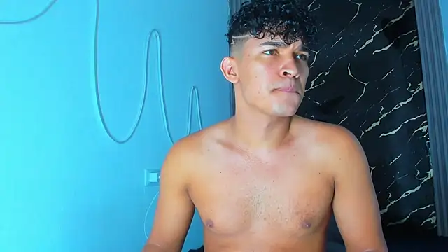 jamescurly00 online show from 01-19-26, 01:20