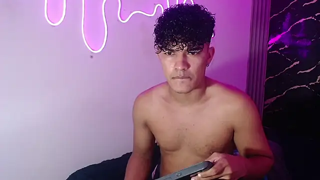 jamescurly00 online show from 02-15-26, 05:26