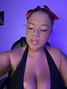 Snapshot of Antonella_03s chatting on 02-26-26, 06:56 Antonella 03s online show from 02-26-26, 06:56