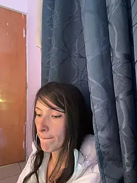 Snapshot of Michelle_ec chatting on 01-08-26, 06:32 Michelle ec online show from 01-08-26, 06:32