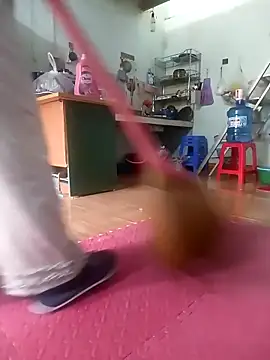 Tulip Giang online show from 01-07-26, 02:03