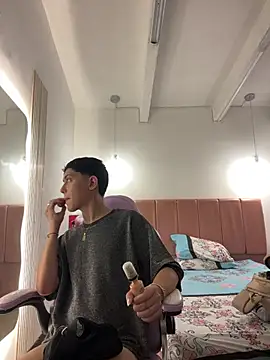 Iamcami  online show from 02-26-26, 06:51