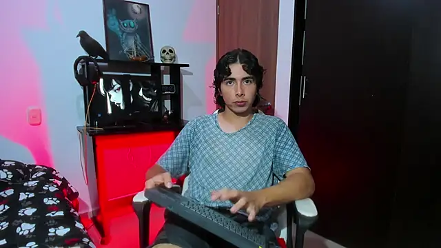 Keisuke Baji  online show from 01-16-26, 02:43