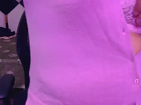 Snapshot of sweet-Soniyaa chatting on 01-07-26, 04:48 sweet-Soniyaa online show from 01-07-26, 04:48