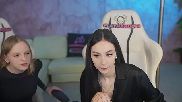 Snapshot of Mila_Rose054 chatting on 02-21-26, 11:33 Mila Rose054 online show from 02-21-26, 11:33