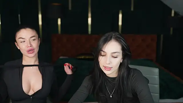 Snapshot of Mila_Rose054 chatting on 02-22-26, 03:43 Mila Rose054 online show from 02-22-26, 03:43