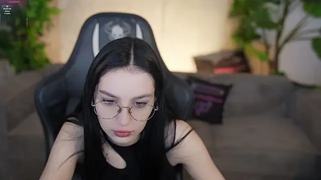 Snapshot of Mila_Rose054 chatting on 02-28-26, 08:26 Mila Rose054 online show from 02-28-26, 08:26