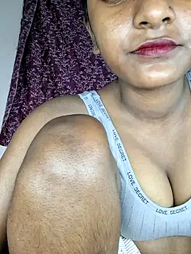 Royal-girl78 online show from 02-05-26, 04:55