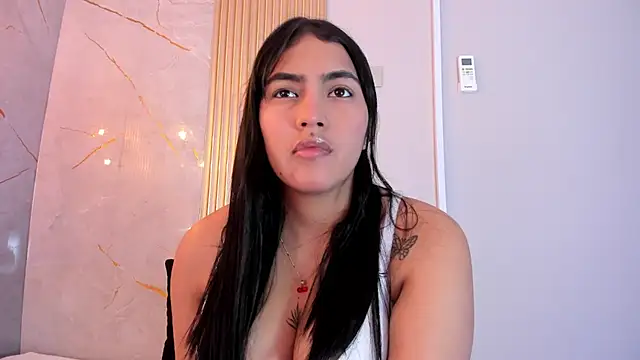 Snapshot of AlanaBlair_ chatting on 02-02-26, 07:34 AlanaBlair online show from 02-02-26, 07:34