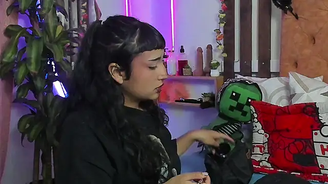 MeowMota  online show from 02-04-26, 06:03