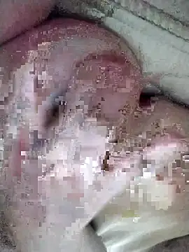 Snapshot of lamasrica20 chatting on 02-11-26, 12:10 lamasrica20 online show from 02-11-26, 12:10