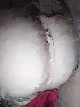 Snapshot of lamasrica20 chatting on 02-27-26, 09:04 lamasrica20 online show from 02-27-26, 09:04