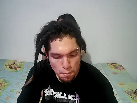 Snapshot of steffandjoshh420 chatting on 02-24-26, 01:36 steffandjoshh420 online show from 02-24-26, 01:36