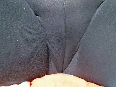 Snapshot of hotcandyxtrem chatting on 02-05-26, 10:14 hotcandyxtrem online show from 02-05-26, 10:14