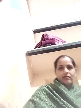 Hasmi hot09 online show from 02-07-26, 12:53