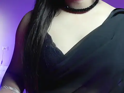 Snapshot of CutieVibe01 chatting on 01-17-26, 12:59 CutieVibe01 online show from 01-17-26, 12:59