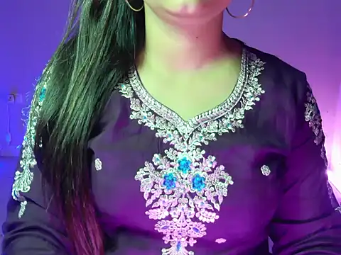 Snapshot of CutieVibe01 chatting on 02-19-26, 06:15 CutieVibe01 online show from 02-19-26, 06:15