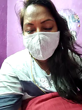 Snapshot of Tamil_Hot_Priya chatting on 02-14-26, 12:51 Tamil Hot Priya online show from 02-14-26, 12:51