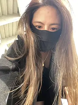 Snapshot of mi-ki1314 chatting on 02-22-26, 02:56 mi-ki1314 online show from 02-22-26, 02:56